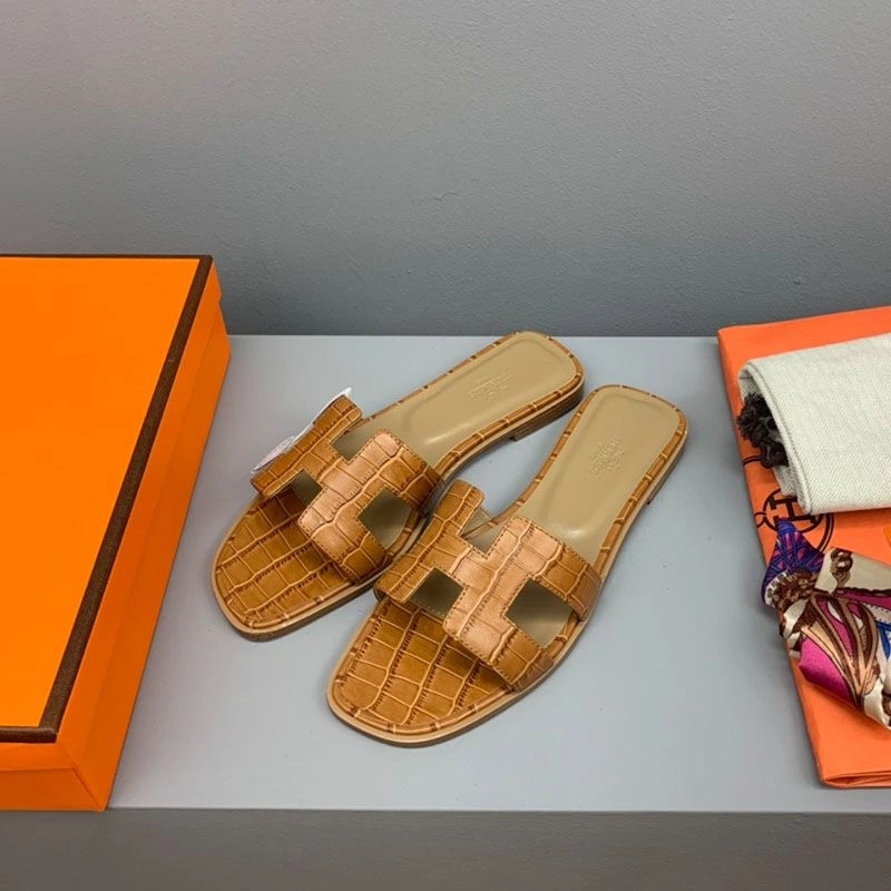 Hermes Oran Slides Women Crocodile Leather In Brown - Image 3