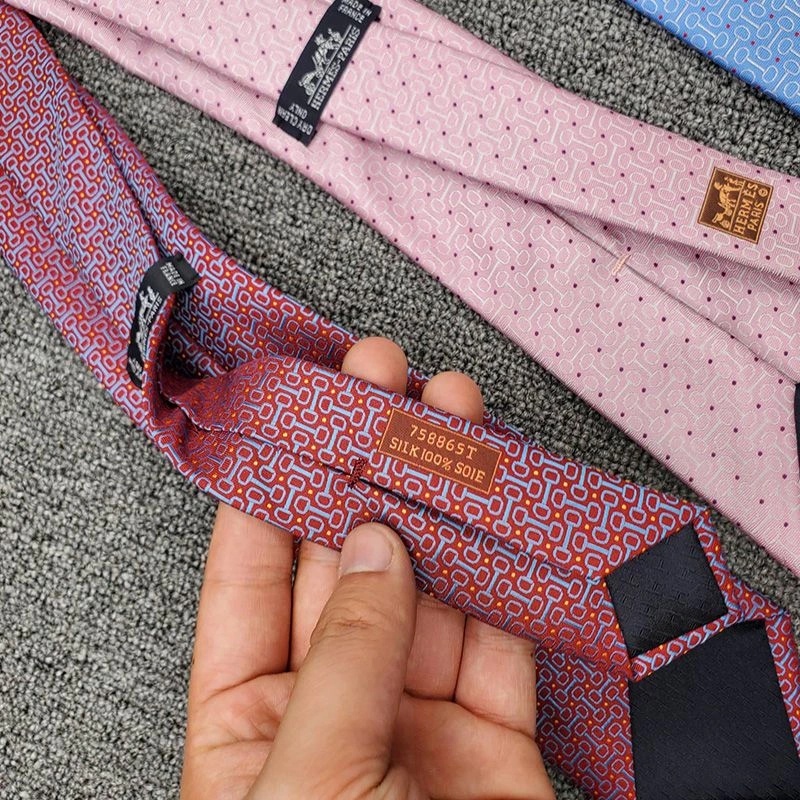 Hermes Time Keeper Tie In Pink - Image 3