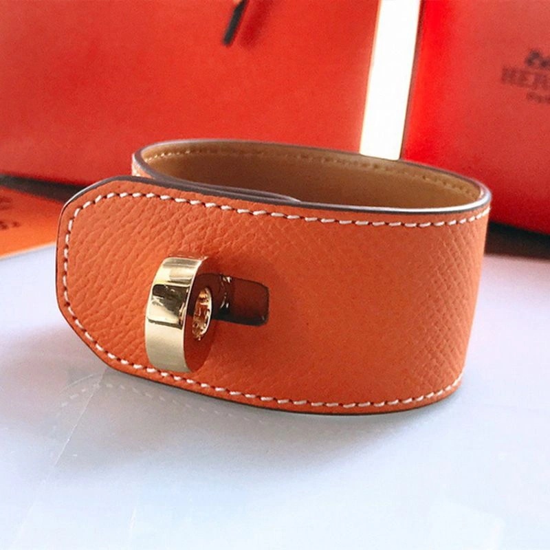 Hermes Turn-Lock Bracelets Box Calfskin Gold Hardware - Image 4