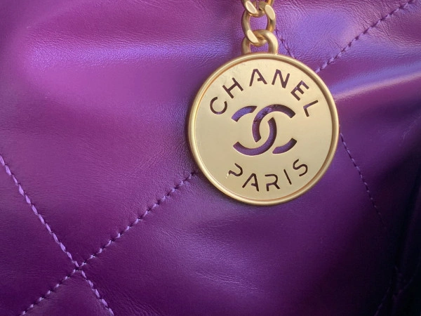 CHANEL 22 HANDBAG Comfortable 1609 - Image 5