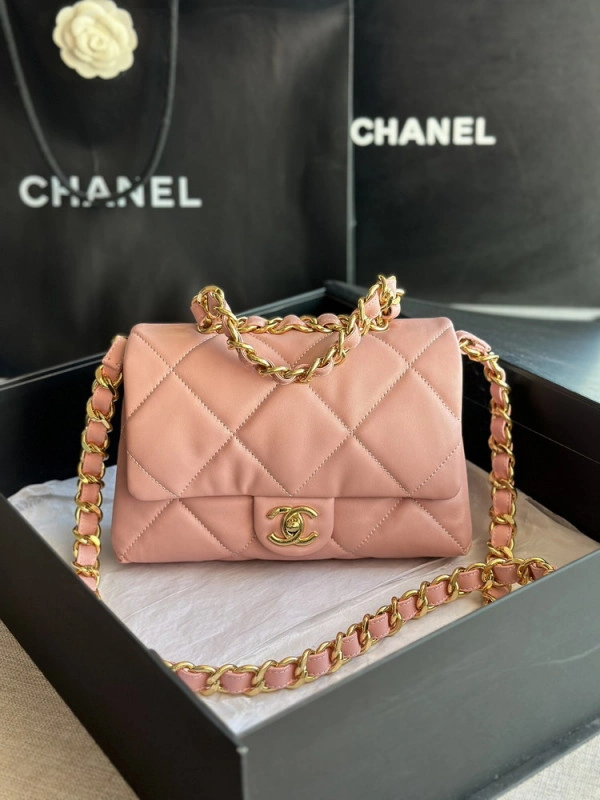 CHANEL FLAP BAG GoAnywhere 421 - Image 7