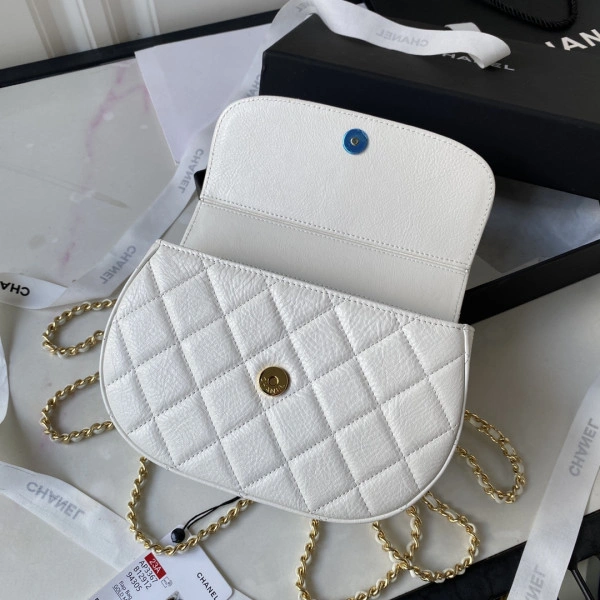 CHANEL CHANELUTCH WITH CHAIN GoAnywhere 955 - Image 8