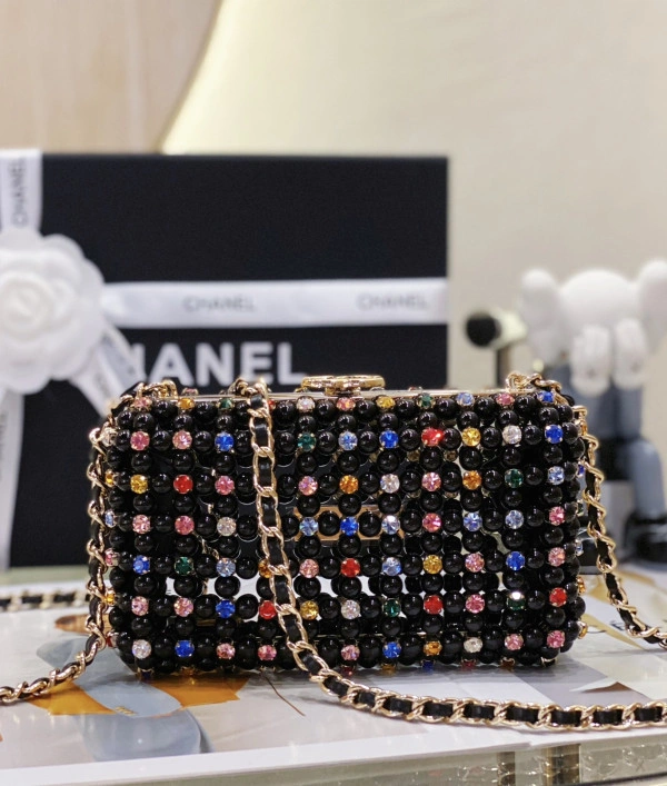 Fashionable CHANEL EVENING BAG 1558 - Image 3