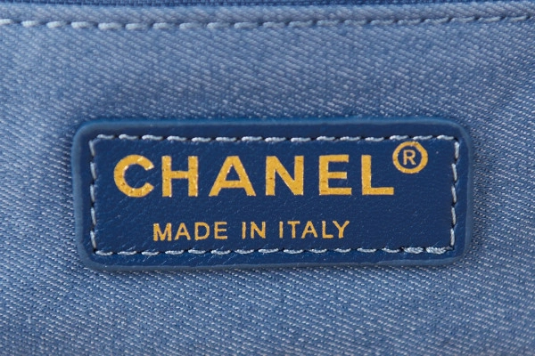 CHANEL 19 FLAP BAG GoodFit 22 - Image 9